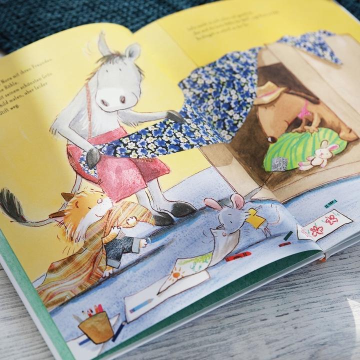 Actual product image Ich bin ein bisschen schüchtern (German, Anna Boehm, 2023)