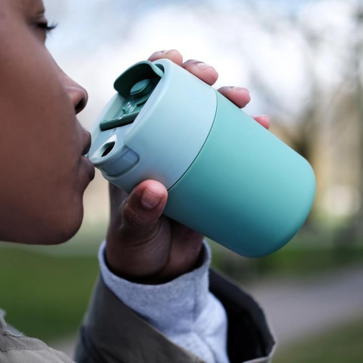 Produktbild Joseph Joseph Sipp Travel Mug