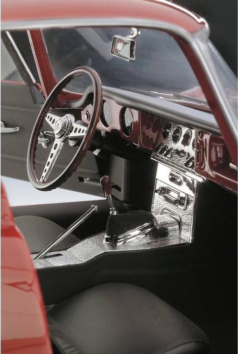 Actual product image Revell Jaguar E-Type