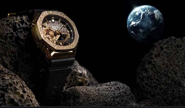 Produktbild Casio G-Shock Moon Limited Edition (Digitaluhr, Analoguhr, 44 mm)