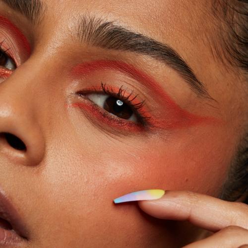 Immagine prodotto NYX Professional Make-Up Epic Smoke Liner acceso (05 Fired Up)