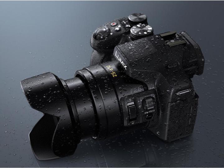Actual product image Panasonic Lumix FZ300 (25 - 600 mm, 12.10 Mpx, 1/2,3'')