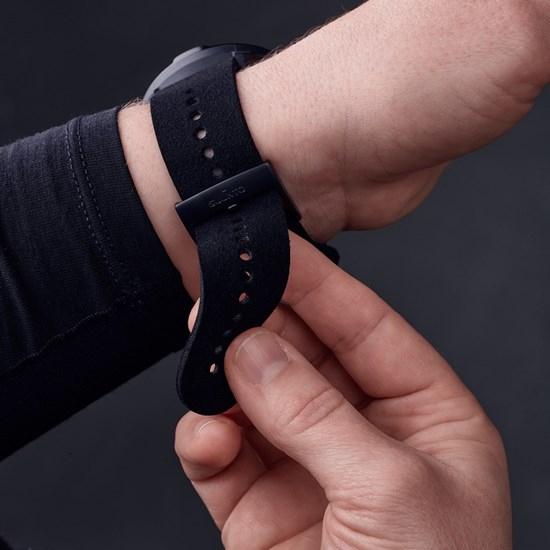 Actual product image Suunto 24 URB5 MicrFiber Strap /Black M (24 mm, Fabric, Microfibre)