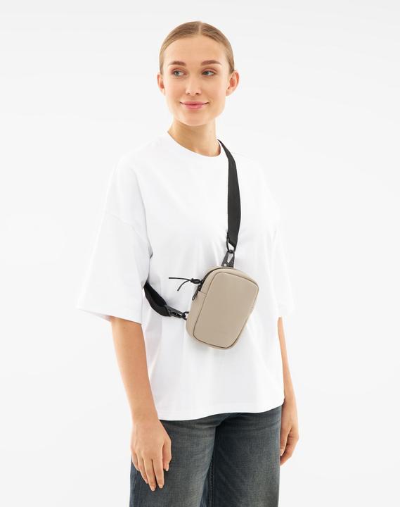 Actual product image Johnny Urban Brusttasche Toby