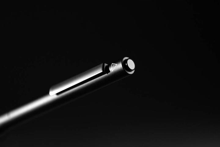 Actual product image Adonit Dash 3