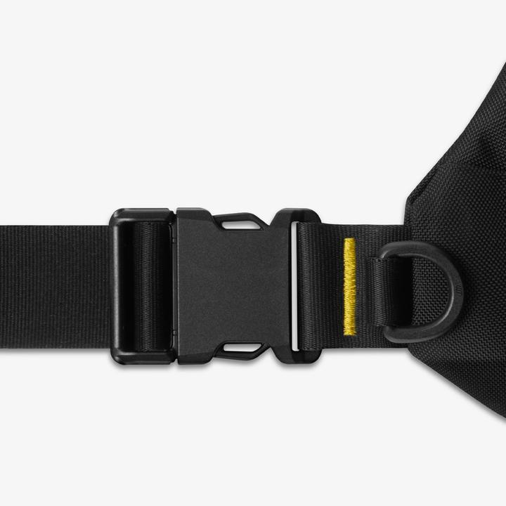 Actual product image Spigen KD410 Sling Bag Klasden - Black
