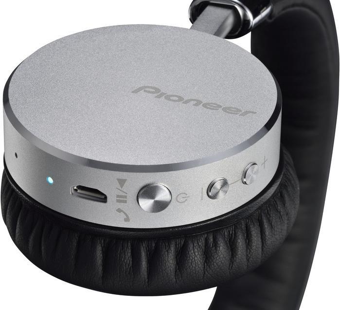 Produktbild Pioneer Se-Mj561bt (15 h, Kabellos)