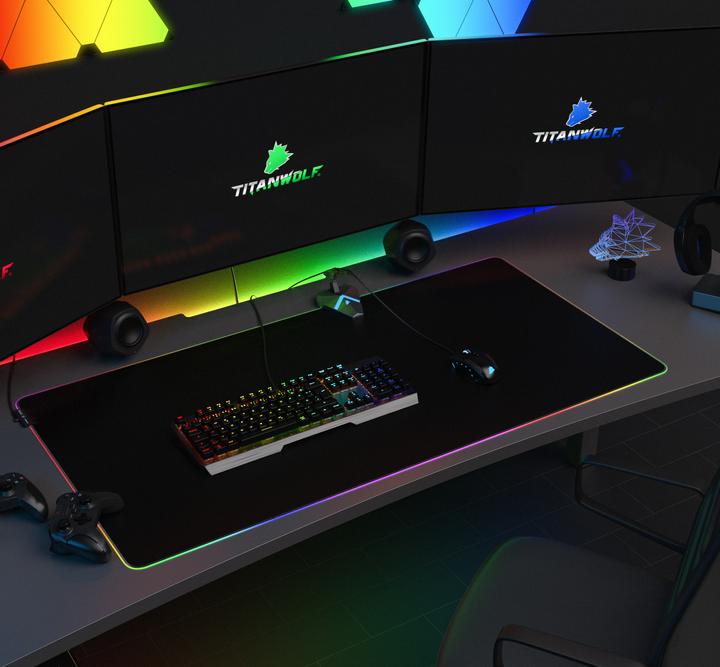 Produktbild Titanwolf RGB Gaming Mauspad, Mausmatte XXXL 1200 x 600mm verbessert Präzision & Geschwindigkeit, schwarz (XXL)