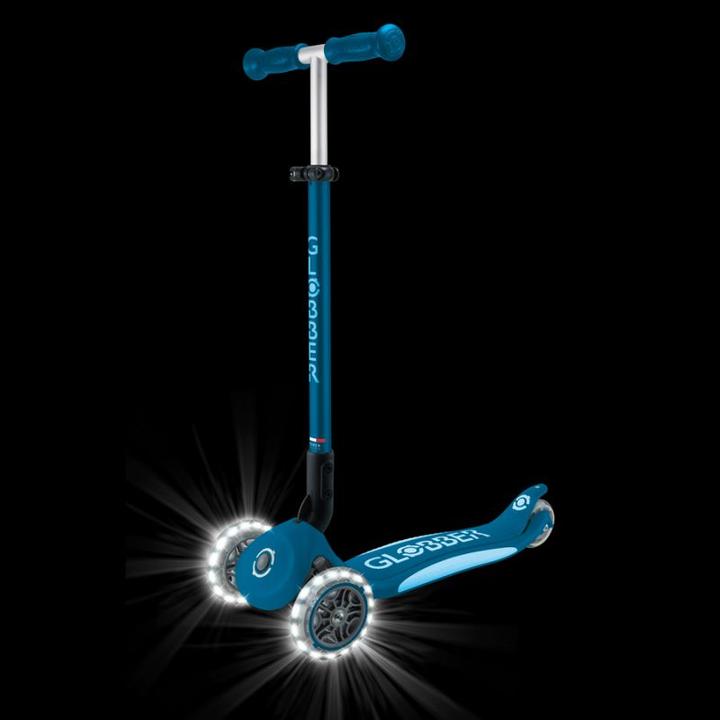 Actual product image Globber Primo Foldable Plus Lights Petrol Bauw (439-601)