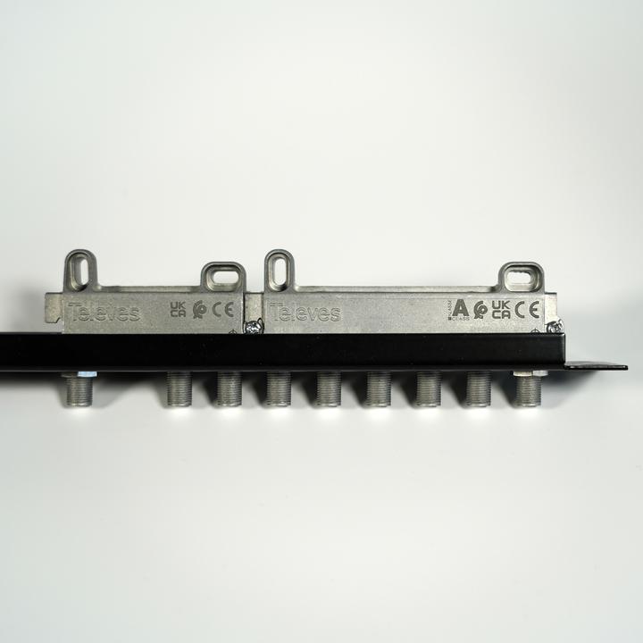 Actual product image Televes VT49FZ 4-way distributor 5-1218MHz VD 9dB (9 dB, Manifolds and Branchers)