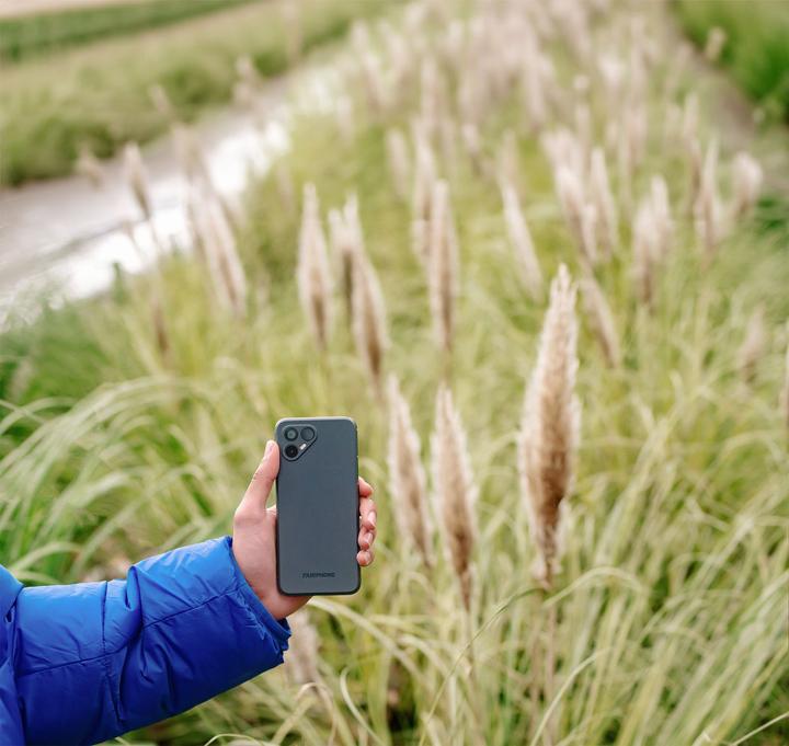 Actual product image Fairphone 4 (256 GB, Grey, 6.30", SIM + eSIM, 48 Mpx, 5G)