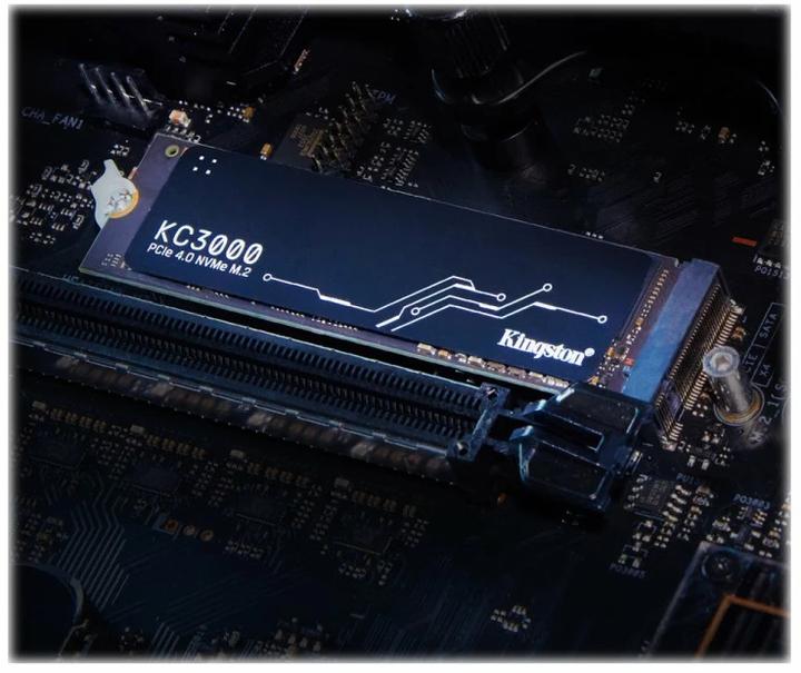 Actual product image Kingston KC3000 (2048 GB, M.2 2280)