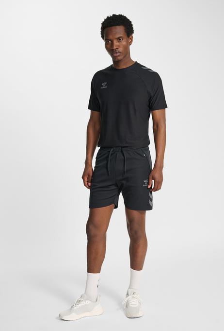 Actual product image hummel hmlCIMA 2.0 SHORTS (XL)