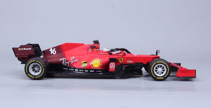 Actual product image Bburago Ferrari F1 2021
