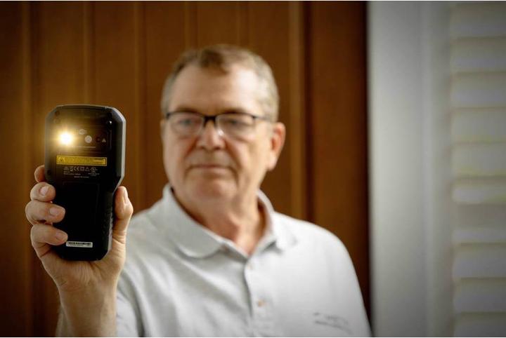 Actual product image Flir ial Moisture Meter Moisture Meter and Thermal Imager with MSX®
