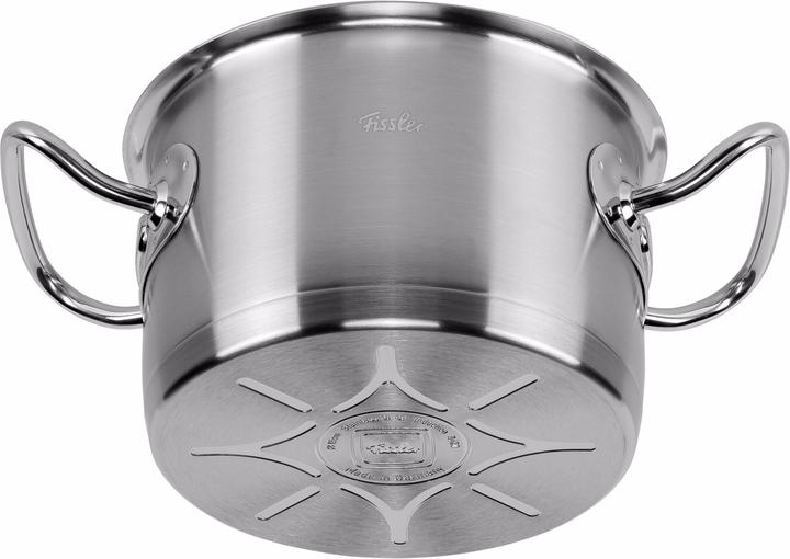 Actual product image Fissler orig.-profi collection pot set 5-pcs. + serving pan (Pan set + pot set, Stainless steel)