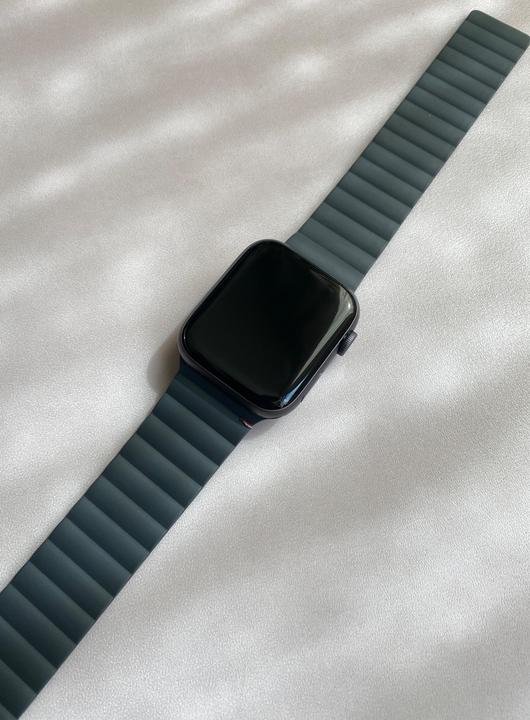 Produktbild Cyberport Silicon Magnetic Traction Strap 42/44mm (44 mm, 42 mm, Silikon)