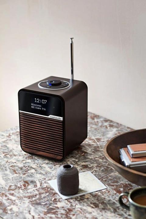 Produktbild Ruark Audio Radio R1 MK4 Espresso (DAB+, FM, Bluetooth)