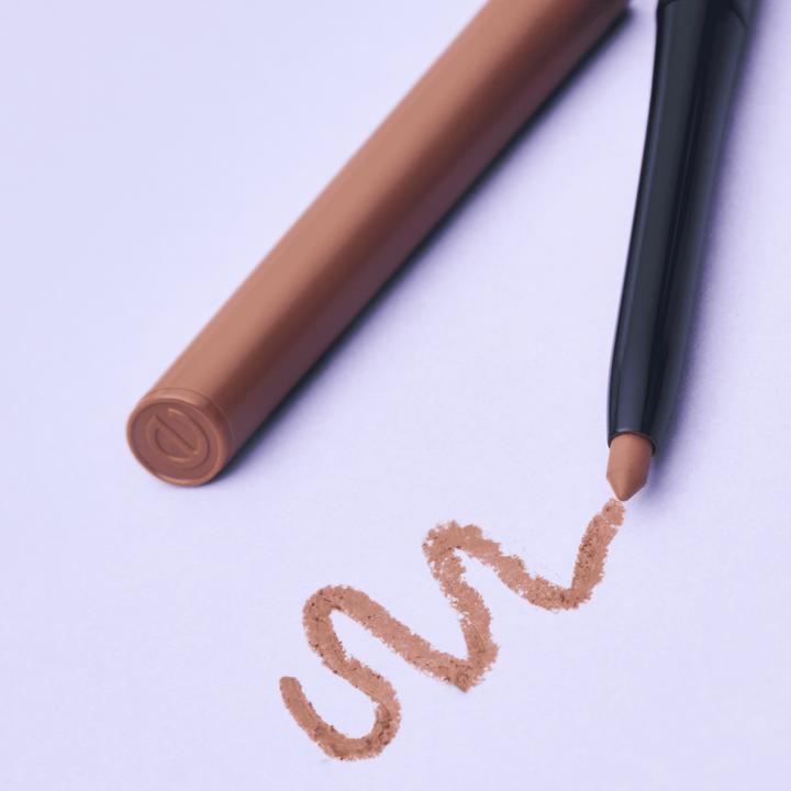 Actual product image essence Comfort lipliner (01 Cinnamon Spice)