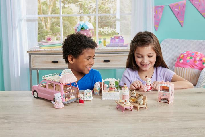 Actual product image Sylvanian Families Village confectionery set for starter house