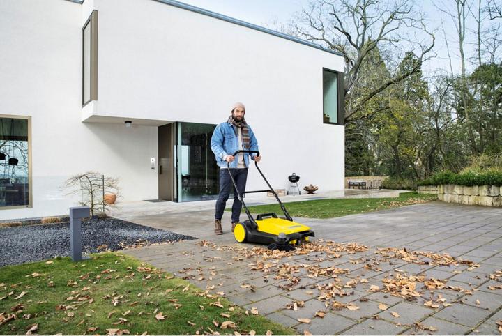 Actual product image Kärcher side broom