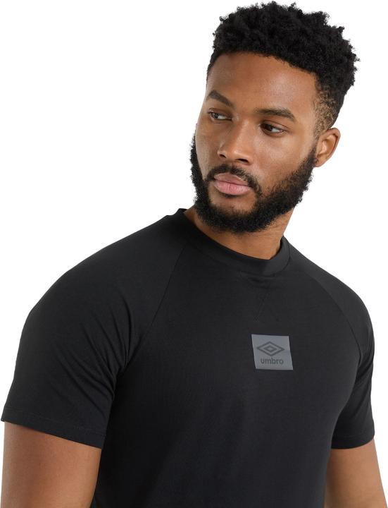 Immagine prodotto Umbro Maglietta Uomo Layered Box Logo (L)