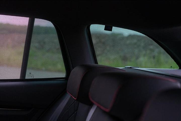 Actual product image Carshades Sonnenschutz Blenden