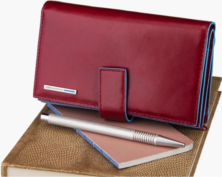 Actual product image Piquadro Blue Square - Ladies' Wallet with Coin Pocket