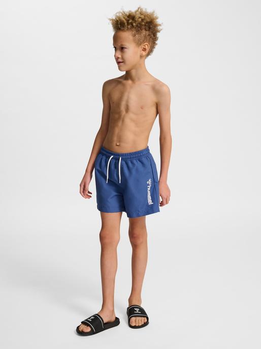 Actual product image hummel hmlBONDI BOARD SHORTS (122)