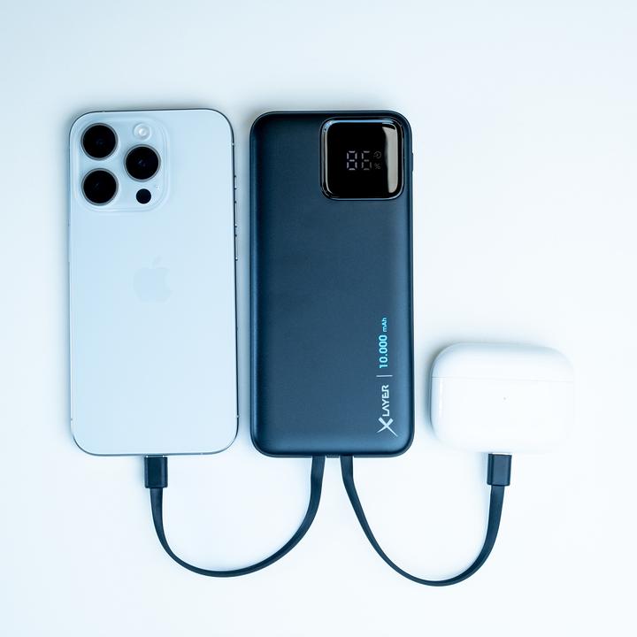 Produktbild Xlayer Powerbank 10.000 mAh mit zwei integrierten Kabeln PD 20W Black (10000 mAh, 20 W, 37 Wh)