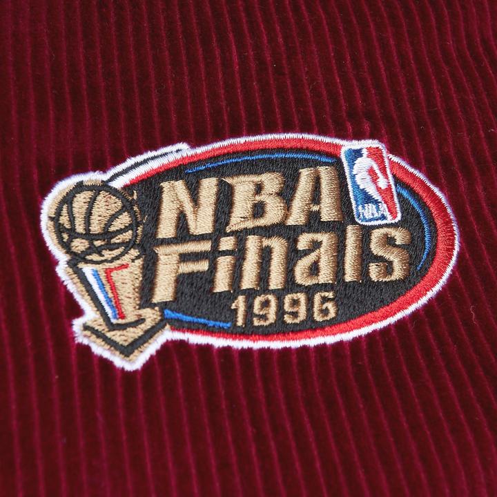 Produktbild Mitchell & Ness M&N Varsity Kord Sherpa College Jacke - Chicago Bulls - XL (XL)