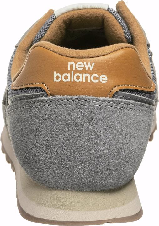 Actual product image New Balance 373 (44)