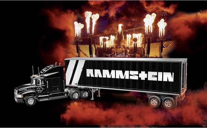 Produktbild Revell Geschenkset Tour Truck Rammstein