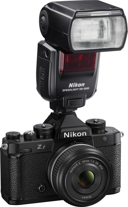 Produktbild Nikon Z f Kit (40 mm, 24.50 Mpx, Vollformat)