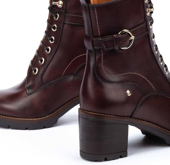 Actual product image Pikolinos Llanes (41)