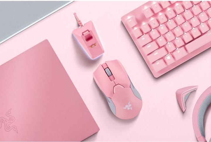 Actual product image Razer Viper Ultimate with Dockingstation (Wireless)