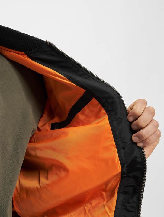 Produktbild Alpha Industries MA-1 TT (XL)