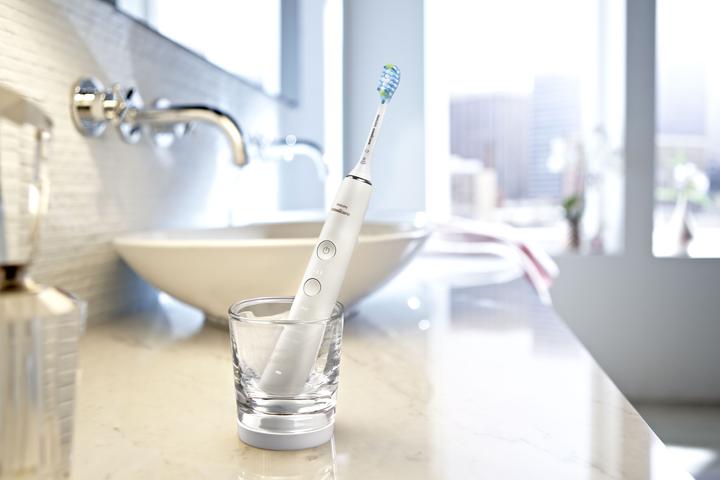 Actual product image Philips Sonicare C3 Premium Plaque Defence (4 x)
