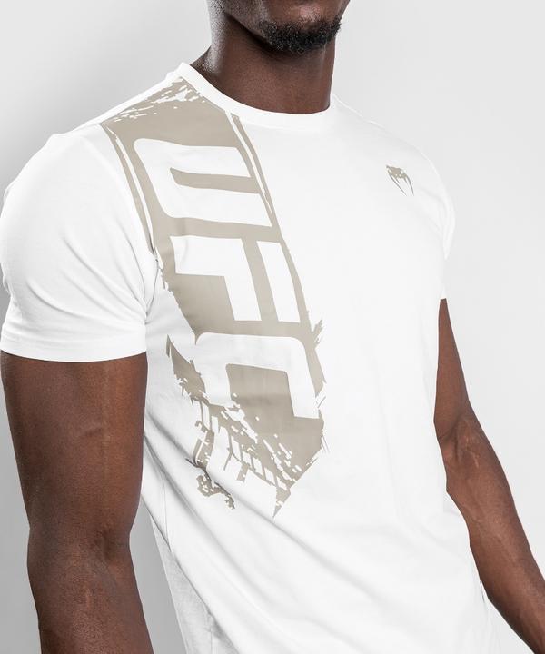 Produktbild UFC | Venum Authentic Fight Week 2.0 T-Shirt - Short Sleeves (L)