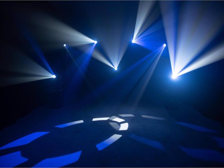 Actual product image Eurolite LED TMH-S200 Moving-Head Spot (Moving bar)
