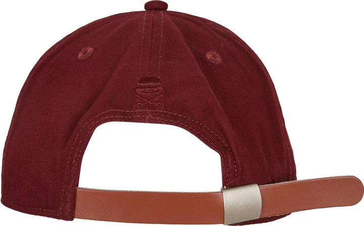 Actual product image Cayler & Sons Classy Patch Curved Cap - 19903 (One size)