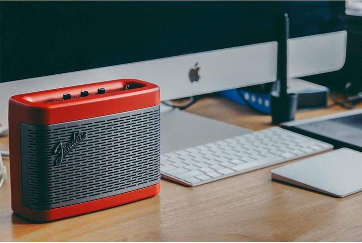 Produktbild Fender Newport2 30W Bluetooth Lautsprecher (12 h, Akkubetrieb, Netzbetrieb)