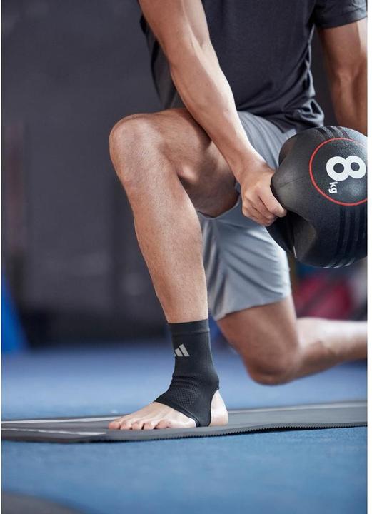 Actual product image adidas Performance Ankle Support (S)