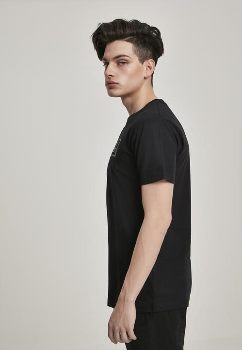 Actual product image Mister Tee Model Tee (M)