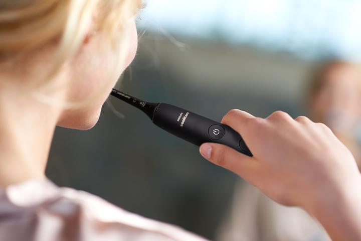 Produktbild Philips Sonicare DiamondClean 9000 Doppelpack (Schallzahnbürste)