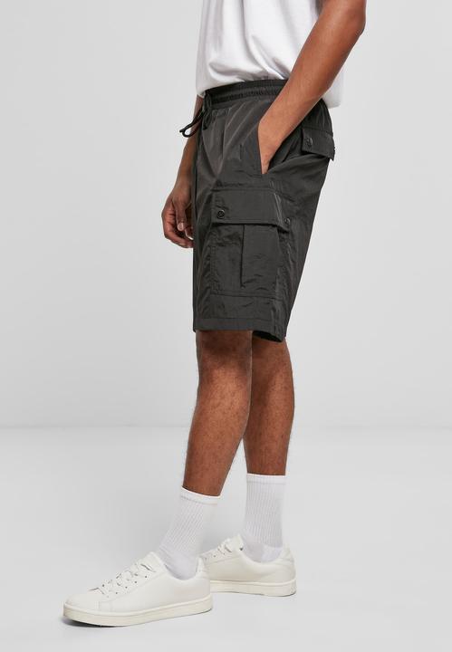 Actual product image Urban Classics Nylon Cargo Shorts (L)