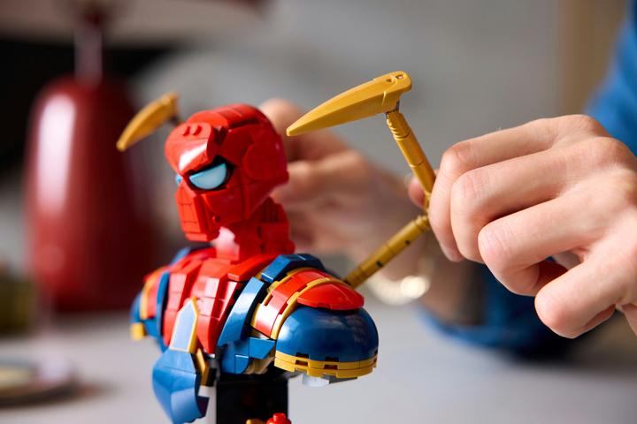 Image du produit LEGO Buste d'Iron Spider-Man (76326, LEGO Marvel)