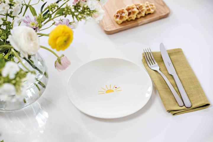 Actual product image Villeroy & Boch With Love breakfast plate Hello Sunshine (6 x, 21.20 cm)