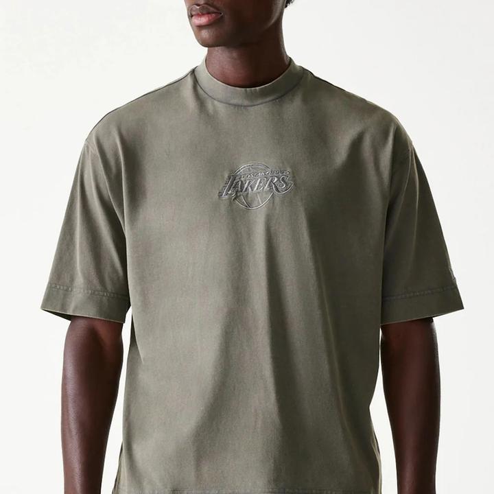 Actual product image New Era Los Angeles Lakers T-shirt box Washed (XL)