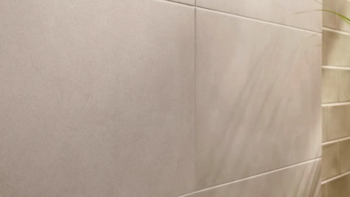 Image du produit tesa MOON WHITE Crochet pour serviette de bain avec solution adhésive sans perçage